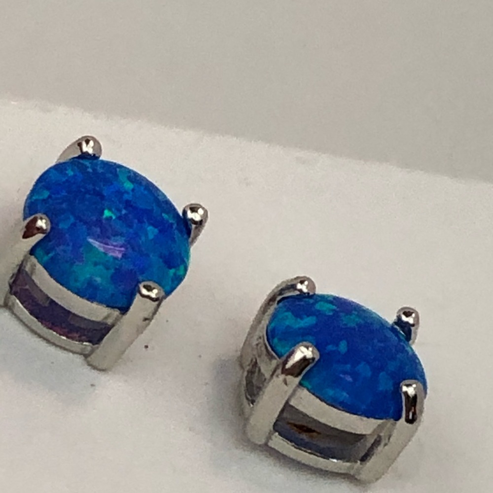 Sterling Silver blue Opal earrings - Picture 4 of 8